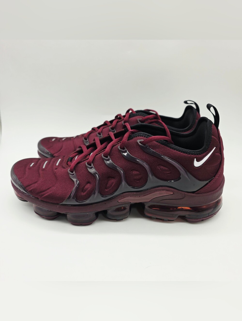 Nike Air Vapormax Plus Night Maroon FN6850-681 Men’s Shoes Size 11 NEW
